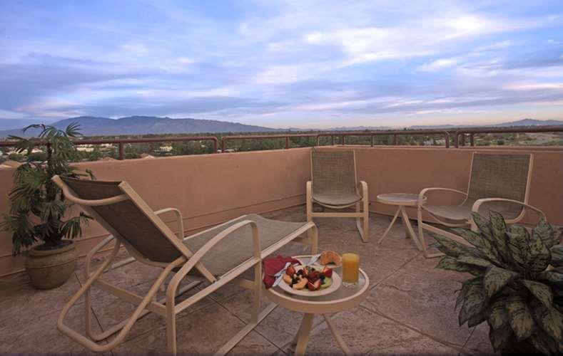 Hilton Tucson East Hotel Buitenkant foto