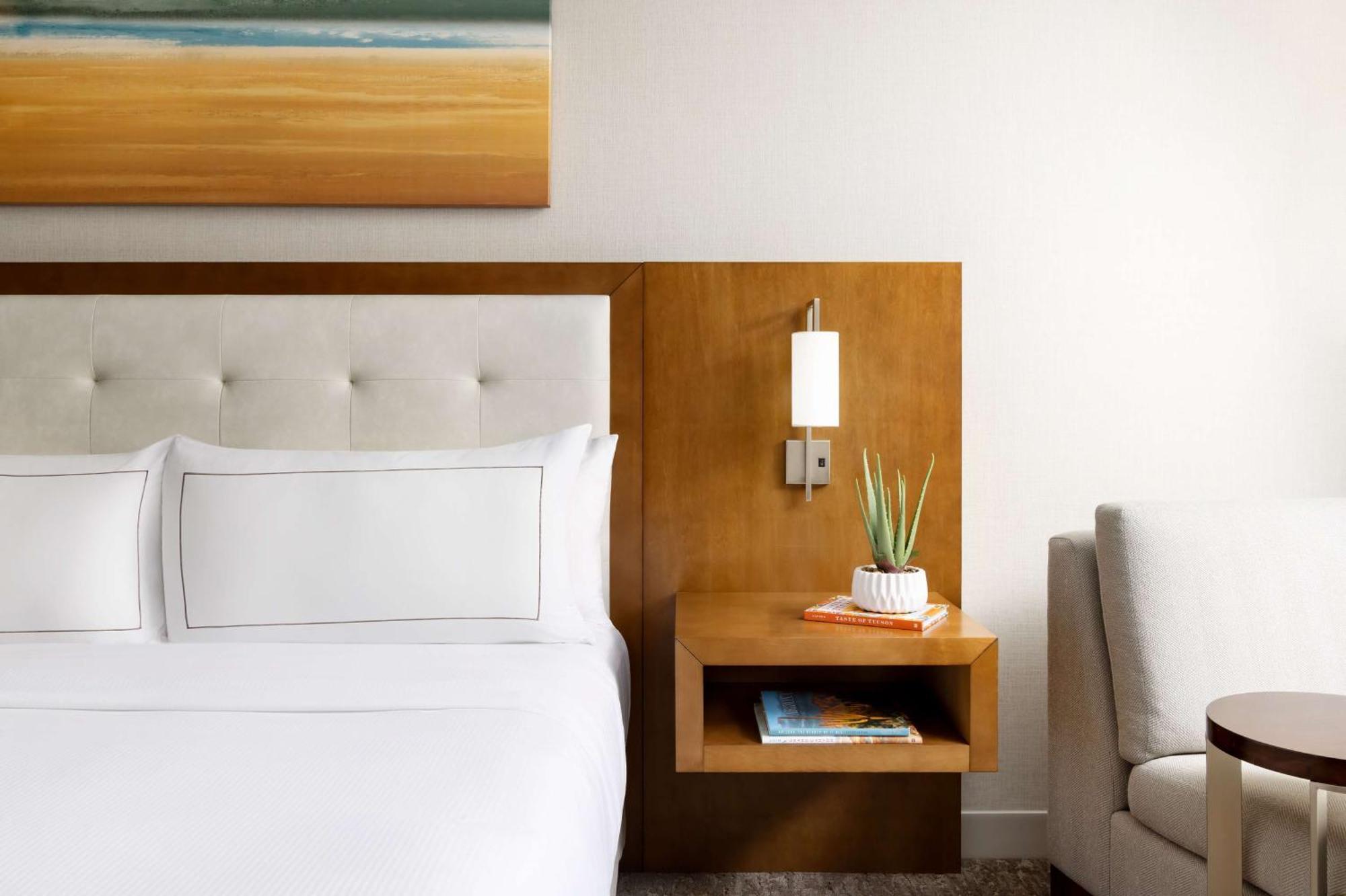 Hilton Tucson East Hotel Buitenkant foto