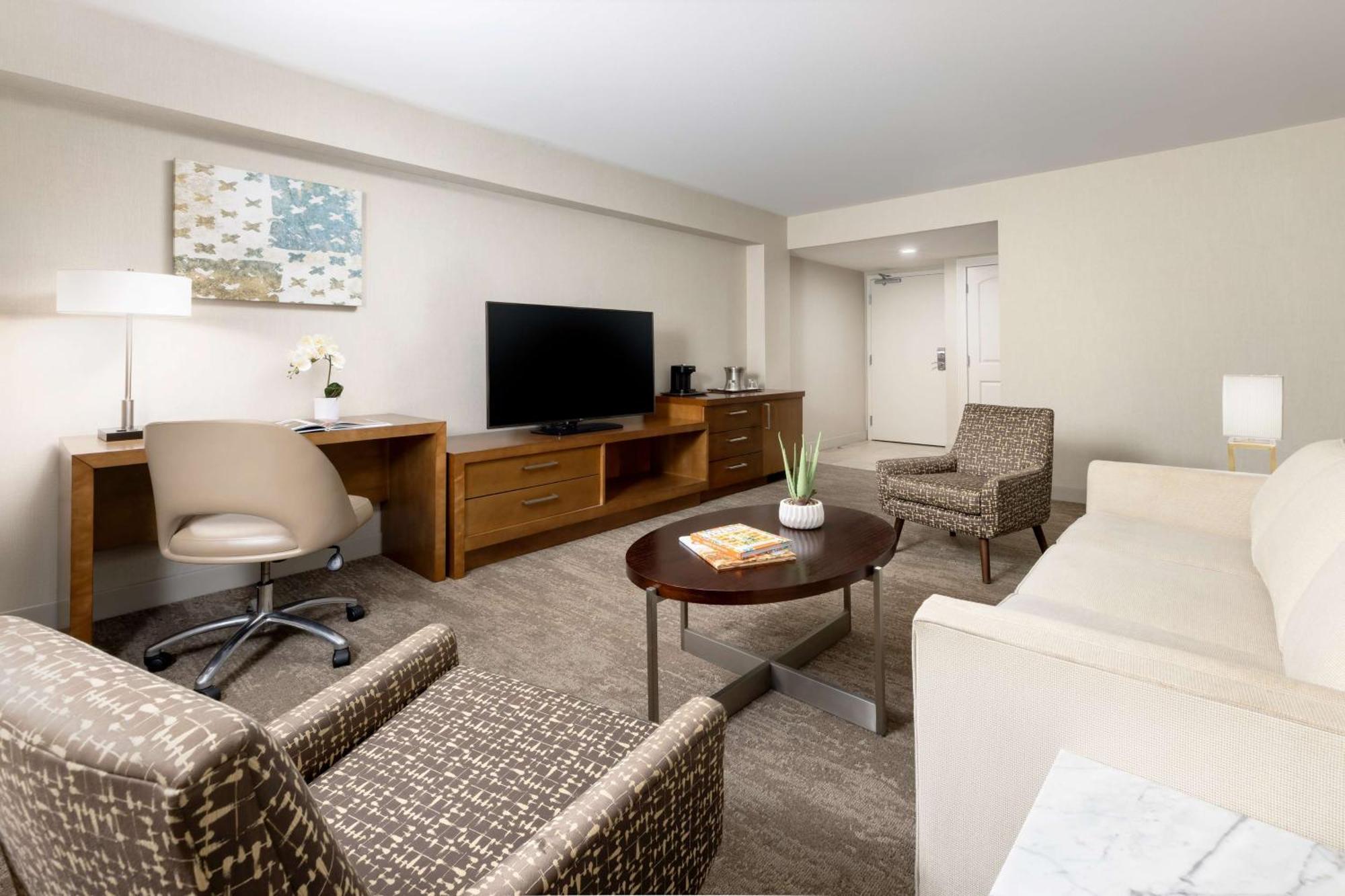 Hilton Tucson East Hotel Buitenkant foto