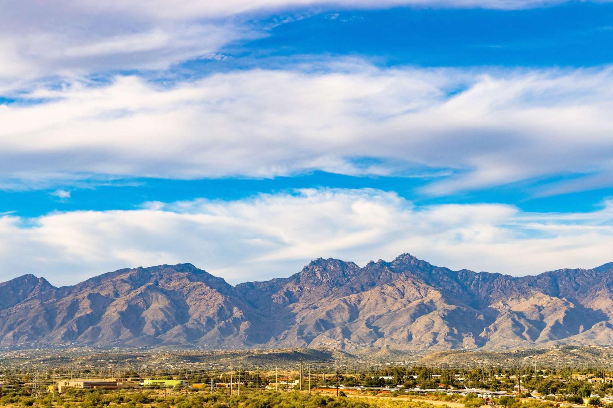 Hilton Tucson East Hotel Buitenkant foto