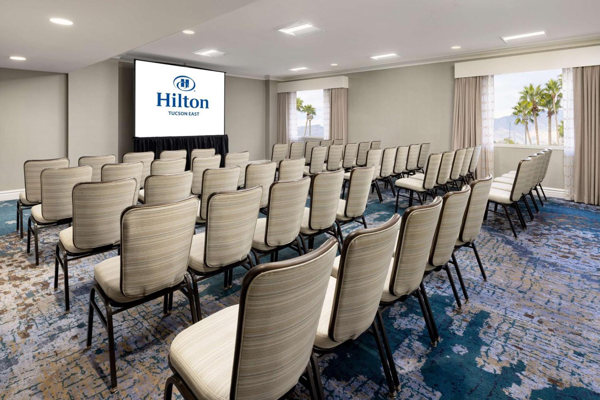 Hilton Tucson East Hotel Buitenkant foto